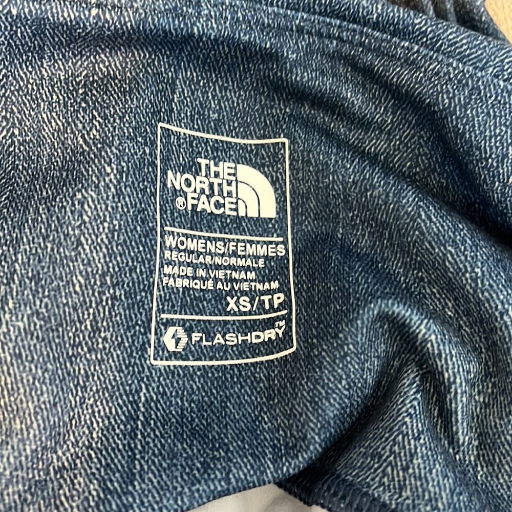 Brand new North Face Leggings - Picture 2 of 3